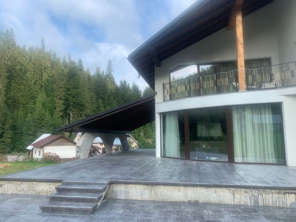 ILIE Beton amprentat alei private - strazi - terase (15)