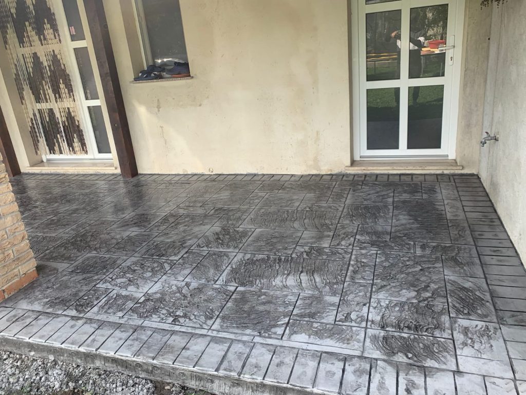 ILIE Beton amprentat alei private - strazi - terase (22)