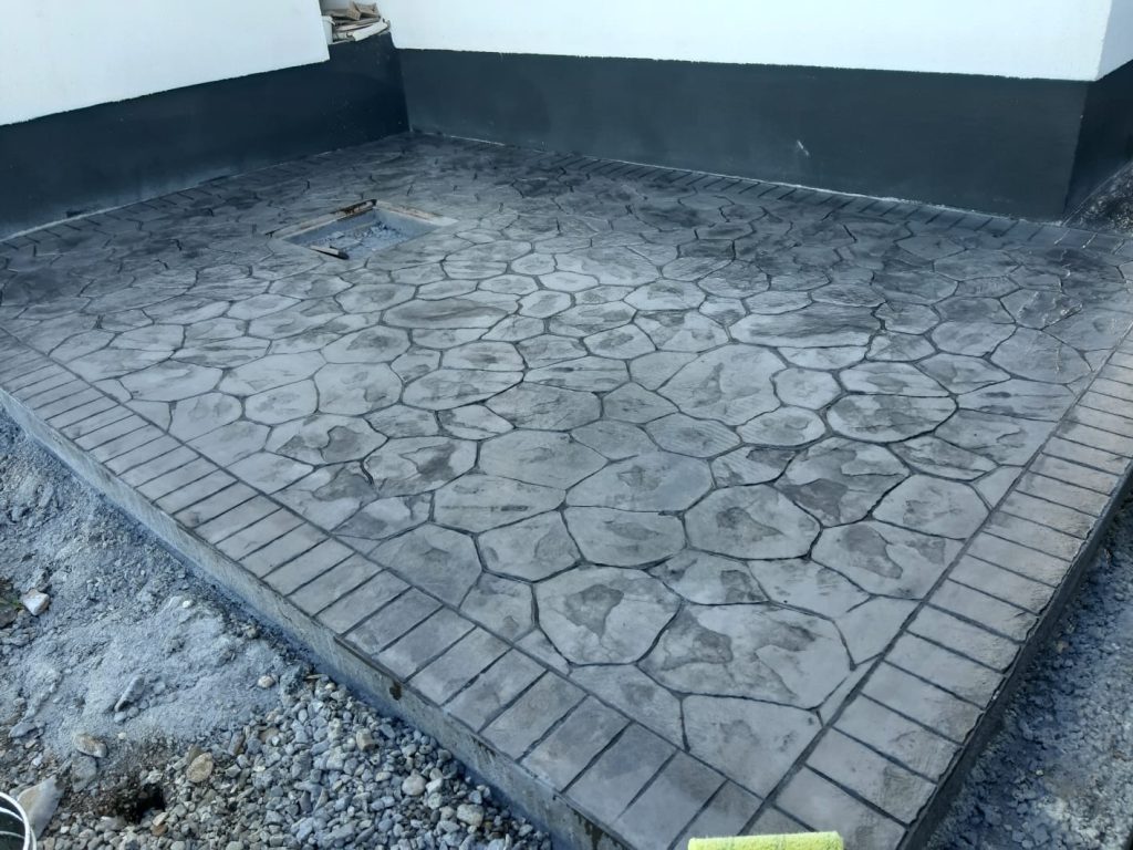 ILIE Beton amprentat alei private - strazi - terase (6)